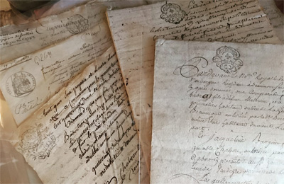 1700年代のアンティークの手書き頁(紙モノ)