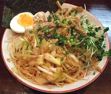 ラーメン 無限大 津田沼店の まぜそば と 豚丼 すってんぱれ