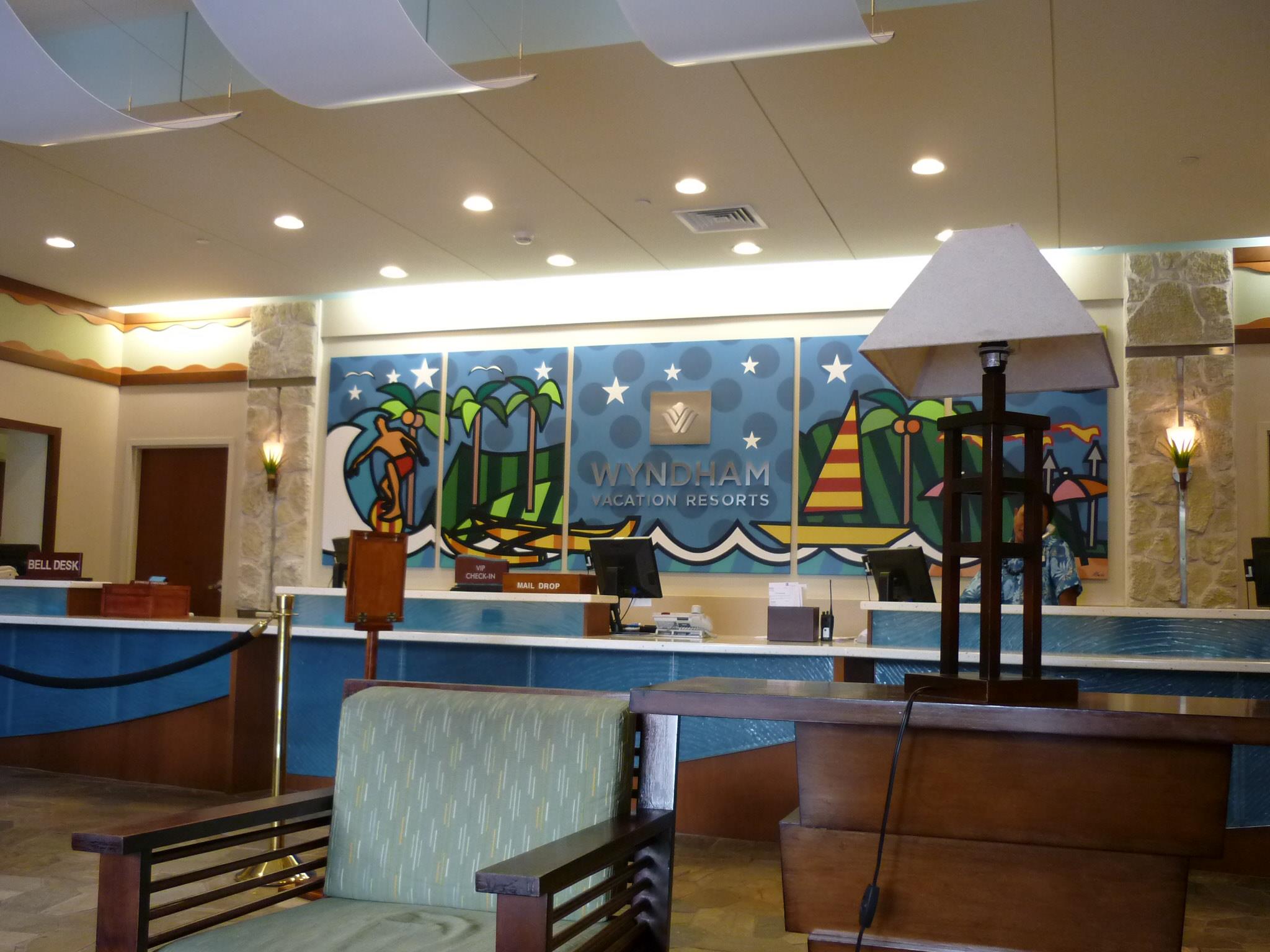 ウィンダム・ワイキキ・ビーチウォークのフロント・エントランス タイムシェアとは ☆timeshare☆