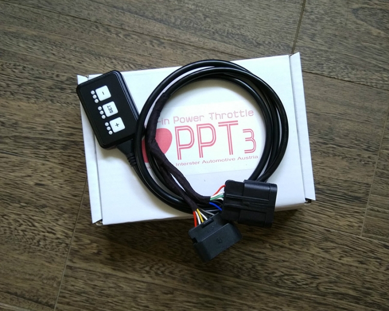PPT3アルファロメオ　ミト　スロットルコントローラー PPT3アルファロメオミトスロットルコントローラー