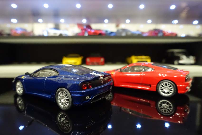 ジオラマ （1/64 ミニカー向け 2Fタイプ／全面ミラー貼り仕様） | ナオ
