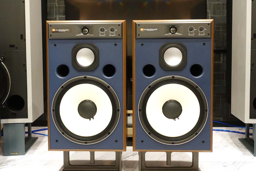 JBL4319 CONTROL MONITOR | ナオの備忘録 ＜NAO's BLOG＞