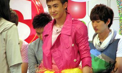 うよん ず ばーすでー One Love