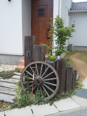 門柱周り