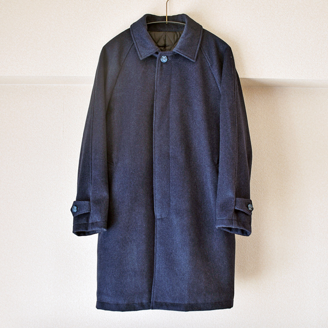 BURBERRYのステンカラーコートになります。数回しか着ていません。 出会わ