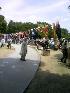 平和を願うバザー