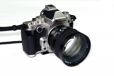 85mmf/1.4D