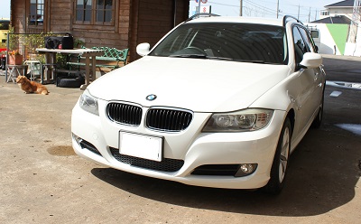 BMW320i