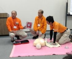 応急手当講習会にて