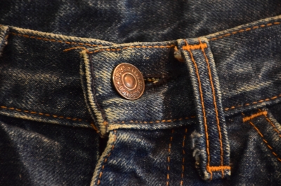 色落ち良し！リーバイス606 本日は6／6日、606の日👖お尻の部分が破れた606を1本持っていた