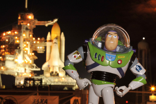 ディズニーの噂・裏技・裏話_バズ・ライトイヤーは現実世界で宇宙飛行をした