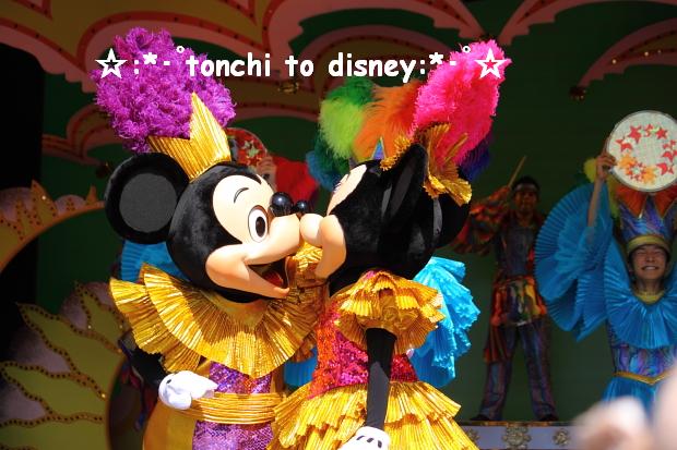 ディズニーの噂・裏技・裏話_痛そう…ミッキーの鼻がいろいろとすごいことに