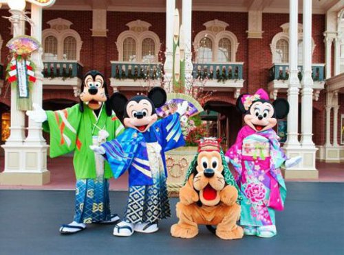 A Happy New Year!! お正月を盛り上げるミッキーの和装(写真5枚