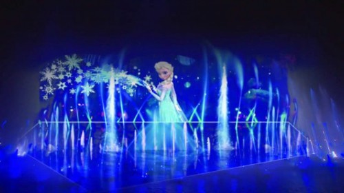 ディズニーの噂・裏技・裏話_アメリカのディズニーランドでは「アナと雪の女王」の世界観が楽しめる