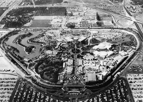 ディズニーの噂・裏技・裏話_アナハイムのディズニーランドの船出は最悪だった