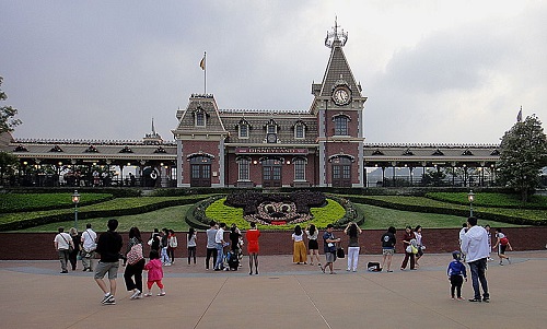 ディズニーの噂・裏技・裏話_香港ディズニーランドには巨大なトイ・ストーリーのテーマランドがある