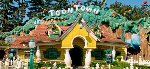 ミッキーの家とミート ミッキーには魔法の鏡がある ディズニー裏話 雑学 トリビアが2 000話以上 ディズニーブログ じゃみログ