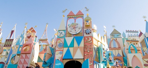 イッツ ア スモールワールドで15分おきに行われている演出とは ディズニー裏話 雑学 トリビアが2 000話以上 ディズニーブログ じゃみログ