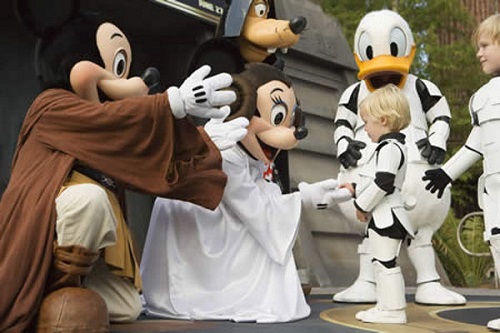 ディズニーの噂・裏技・裏話_ディズニーとスター・ウォーズのコラボアートが話題に