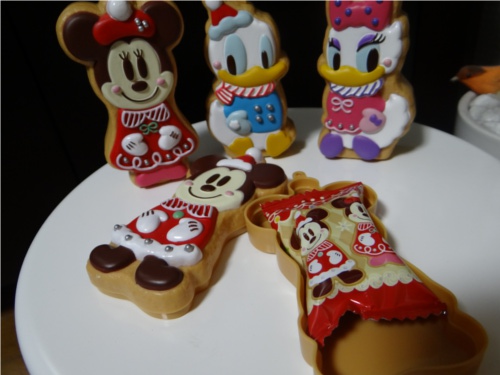 ディズニーの噂・裏技・裏話_【商品レビュー】クリスマス限定アソーテッド・スウィーツ(東京ディズニーリゾート)