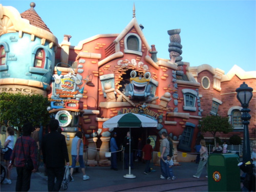 ディズニーの噂・裏技・裏話_カリフォルニア州アナハイムにあるディズニーランドの10年前を振り返る