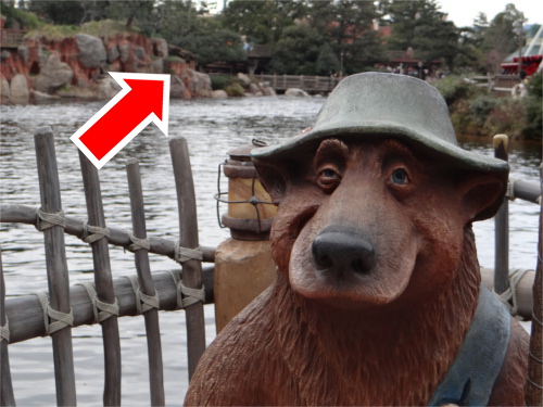 ディズニーの噂・裏技・裏話_アメリカ河で岩が隠れミッキーに