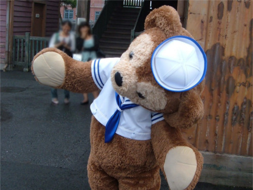 ディズニーの噂・裏技・裏話_ダッフィーに4つの隠れミッキー