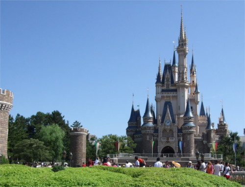 ディズニーの噂・裏技・裏話_年間パスポートは何回インパークすれば元が取れるのか(2015年版)