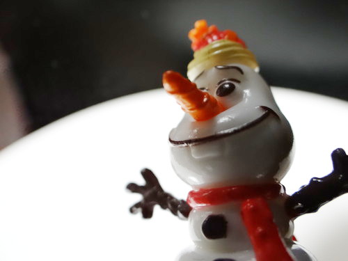 ディズニー雑学・トリビア・裏話_クリスマス限定!オラフのスーベニアスプーンを360度チェック
