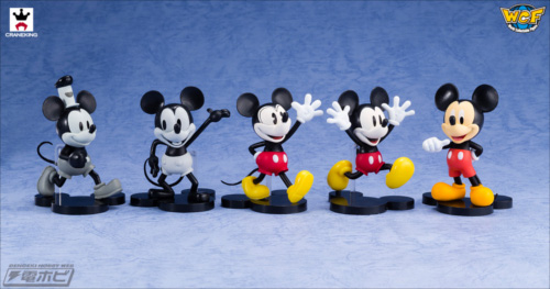 ゲームセンターに各時代のミッキーフィギュアが登場_1