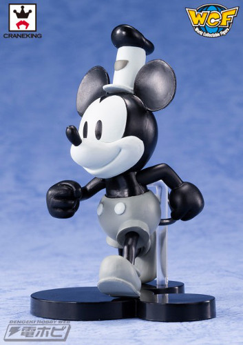 ゲームセンターに各時代のミッキーフィギュアが登場_2