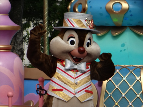 チップとデールはデビュー当時区別がつかなかった…？ | ディズニー裏話