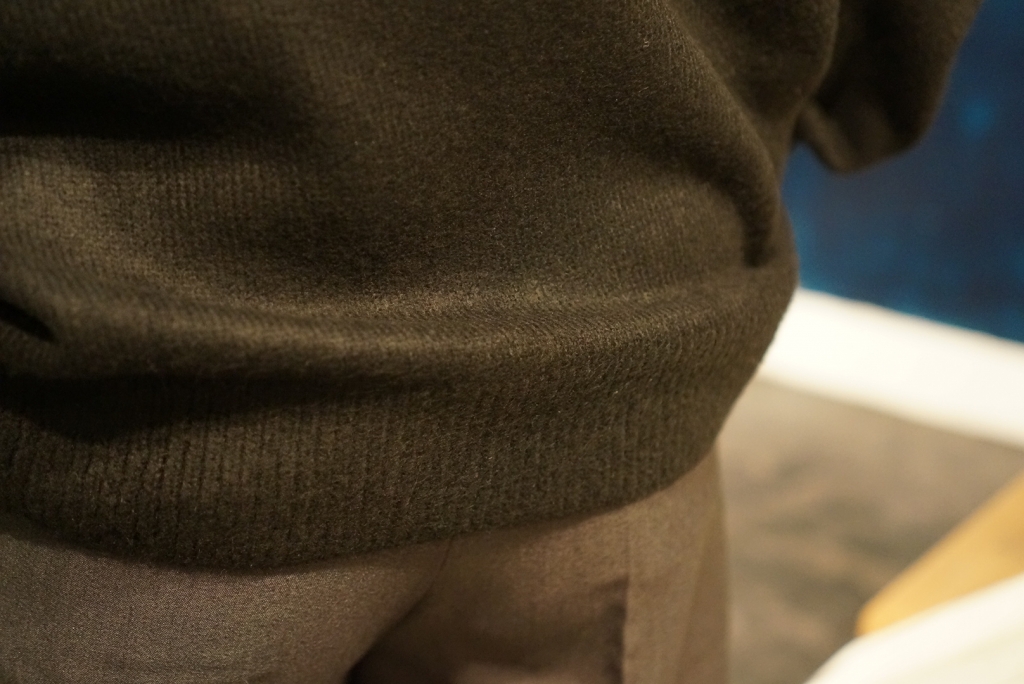 Cashmere mixed raglan crew | Time is on Blog