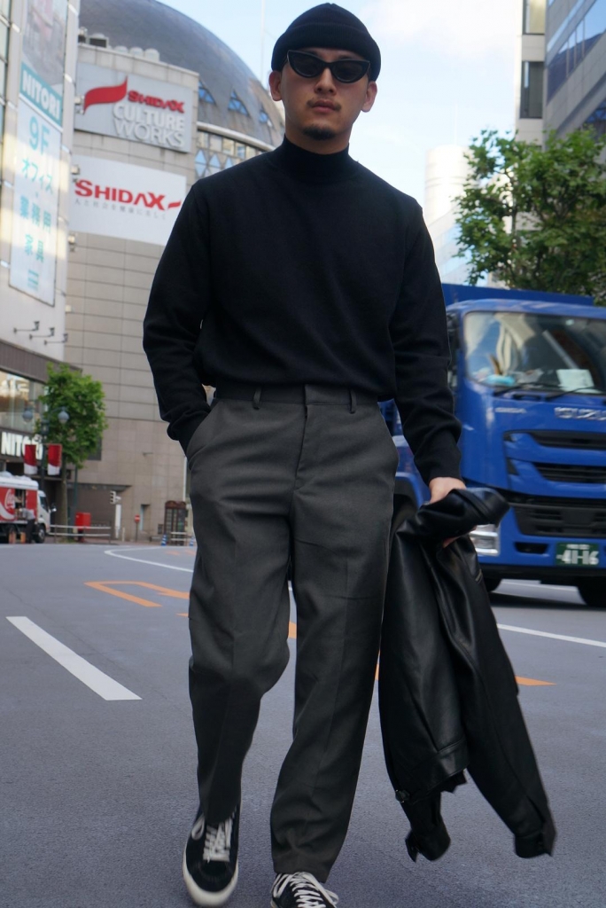 モックネックとは。 | Time is on Blog
