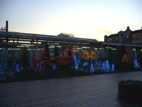 深谷駅もクリスマスイルミネーション