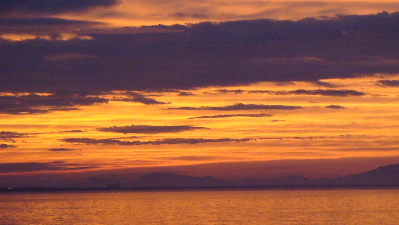 日本海の夕景