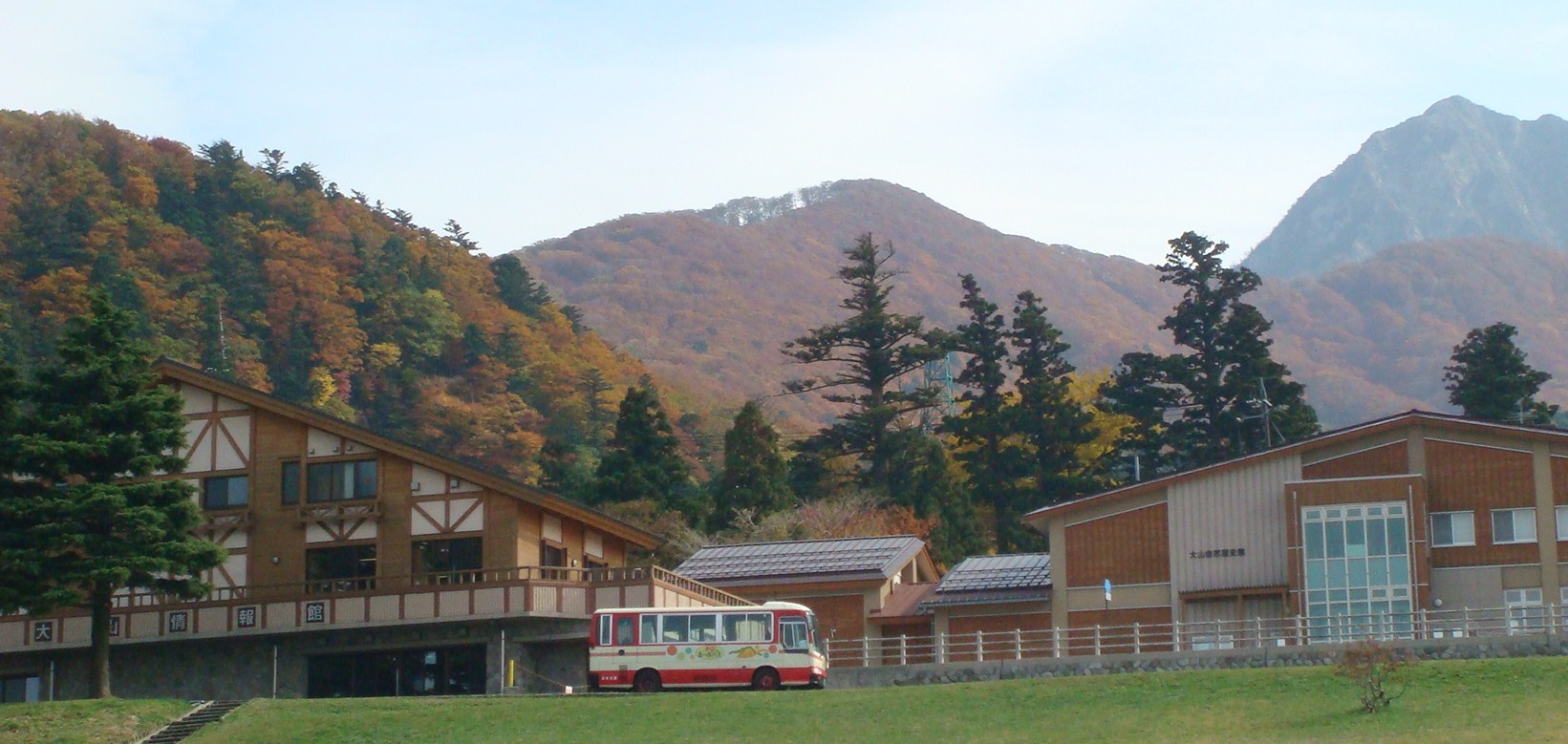 大山寺の駐車場から、