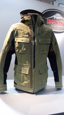 クシタニミューラージャケット