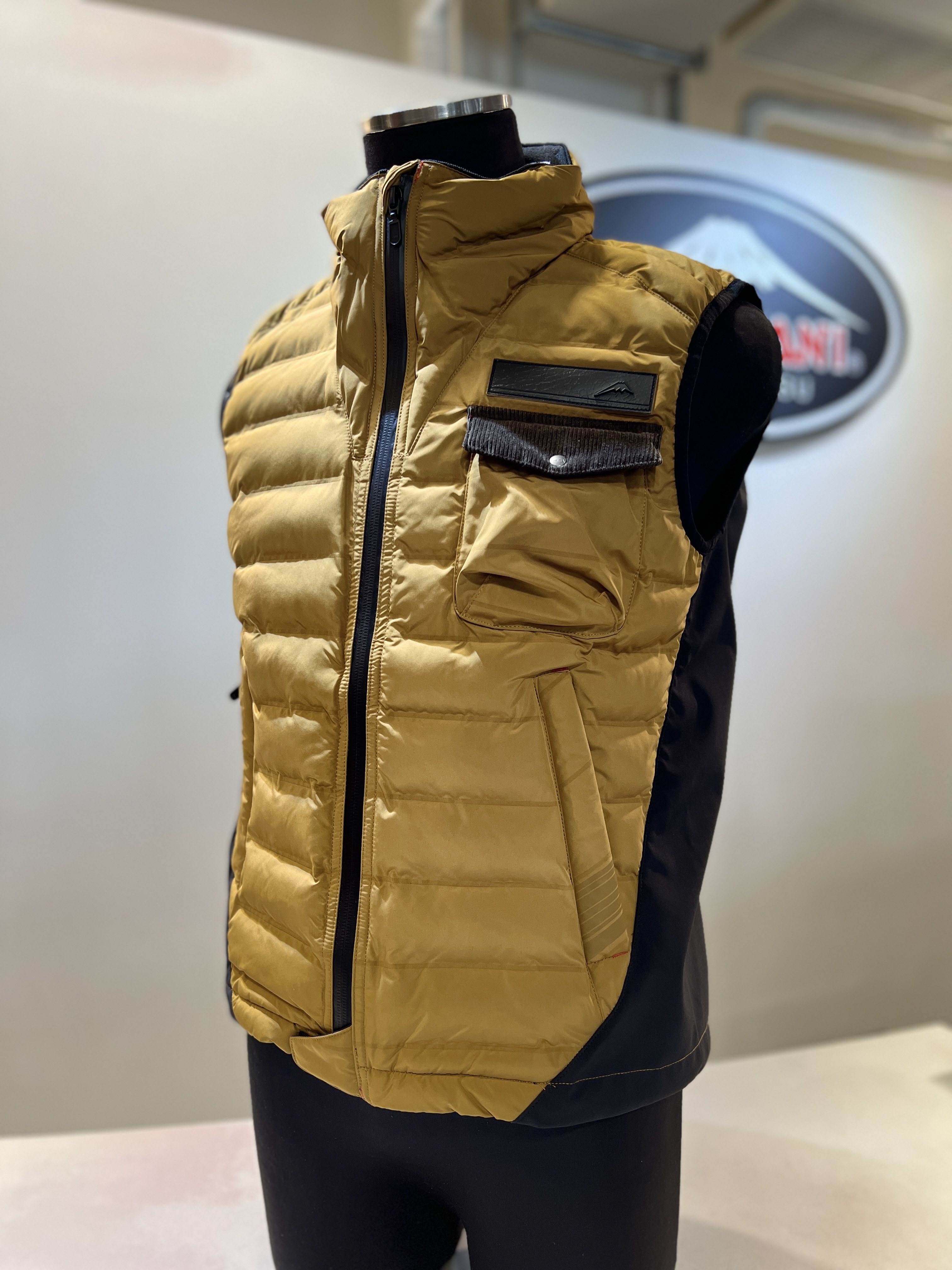 新商品入荷] K-2841 MIDベスト KUSHITANI世田谷 | KUSHITANI 世田谷店
