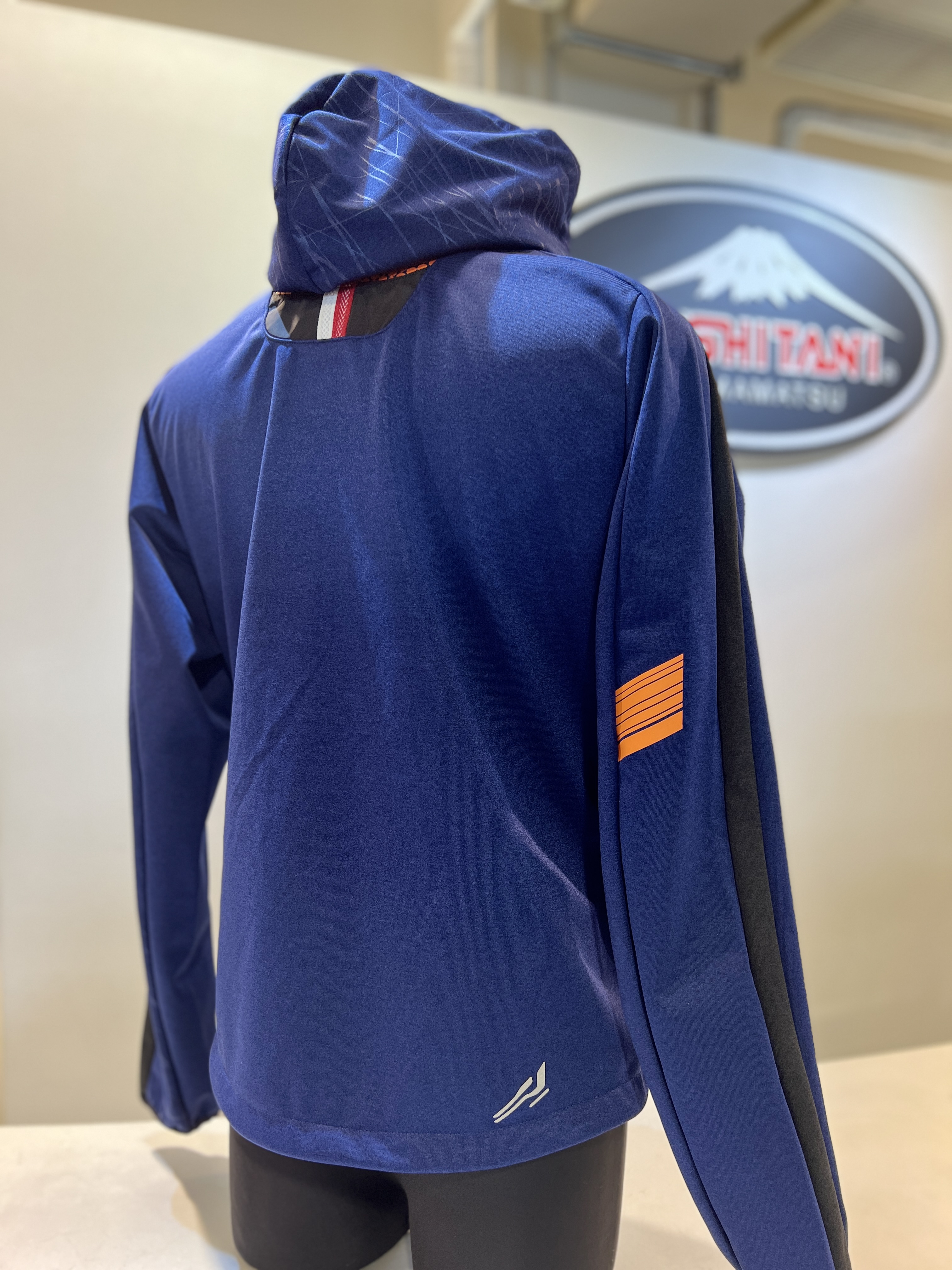 クシタニ フード付きジャケット MIDパーカー　K1309 クシタニ フード付きジャケット MIDパーカー K1309 K-1309 MID