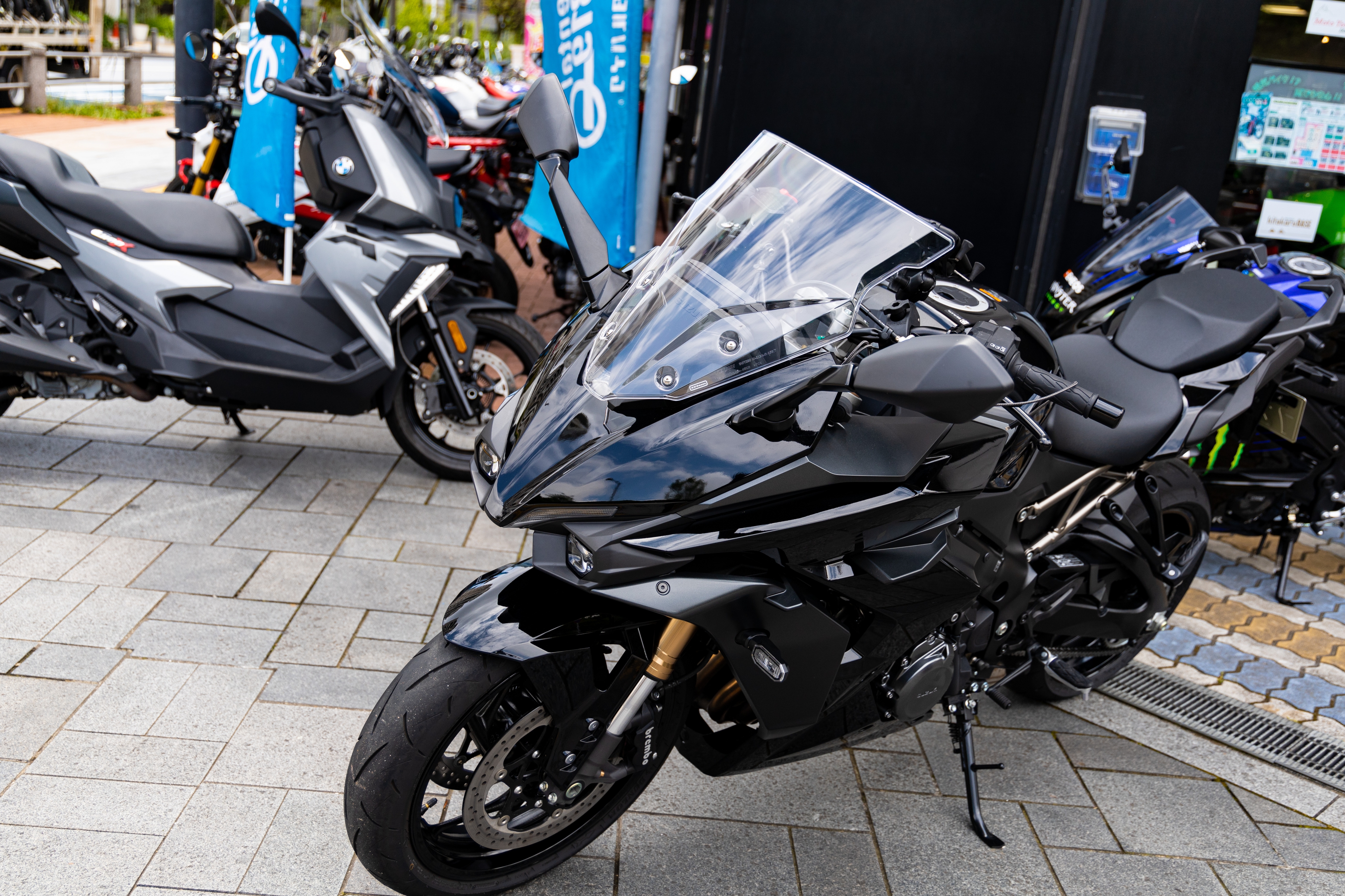 SUZUKI GSX-S1000GT インプレッション：KUSHITANI世田谷 | KUSHITANI