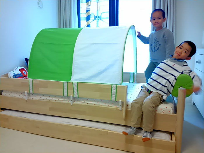 FLEXIMOのシングルベッドとご兄弟