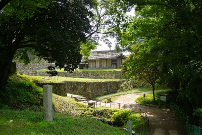 金山城 月の池