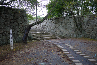 津山城