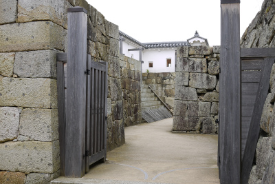 津山城