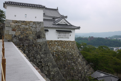 津山城