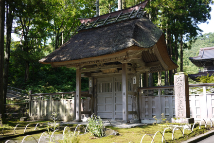 林泉寺惣門