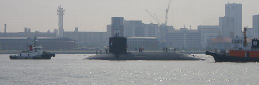 曳航されて…