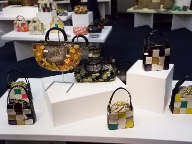 はるべ harube 東京展示会 たとかーふ クリスタル 財布 バッグ