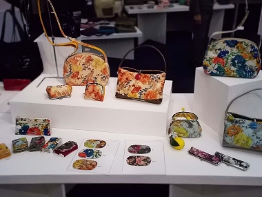 はるべ harube 東京展示会 たとかーふ クリスタル 財布 バッグ